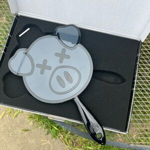 Jeffree Star Cosmetics x Shane Dawson Black Pig Hand Mirror